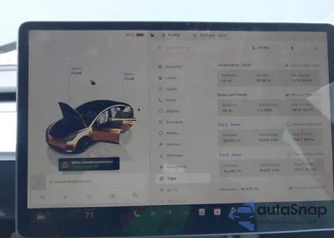 2023 Tesla Model 3 Rear-Wheel Drive z USA, uszkodzony, nr VIN 5YJ3E1EA5PF659807